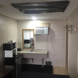 Hole in the ceiling anyone?