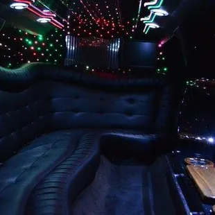 Lincoln Town Car Stretch Limo up to 8 passengers