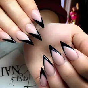 Deluxe Nail Salon - Corpus Christi, TX 78418