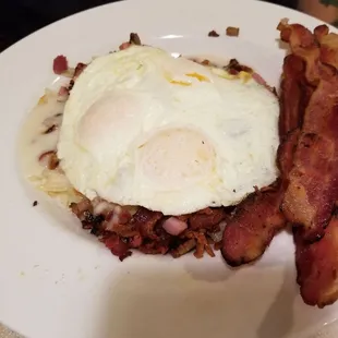 The meatlover's skillet