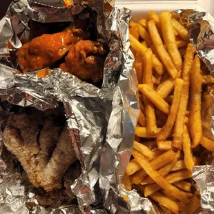 10 wing combo comes with fries a side vegetable and a can soda for $18  plus tax and a request for a tip