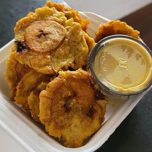 Tostones