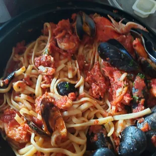 Seafood fra-diavolo