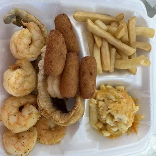 Fish and shrimp dinner with Mac &amp; cheese with fries