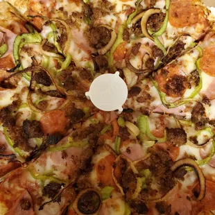 Dematteos Supreme Pizza