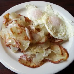 over-easy eggs with homefries
