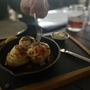 Stuffed Artichoke Bottoms