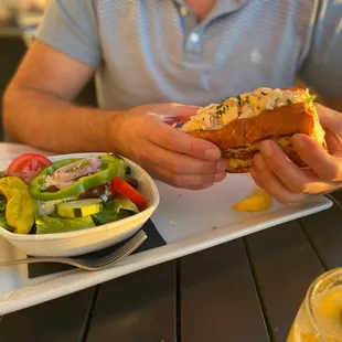 Dueling Claws, Dungeness &amp; Lobster Roll