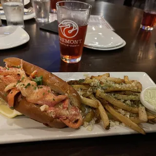 Maine Lobster Roll