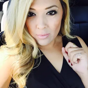 This pic was taken 3 months after my appointment and my hair still looks ahhmazing!! Thank you Sandy!!!!
