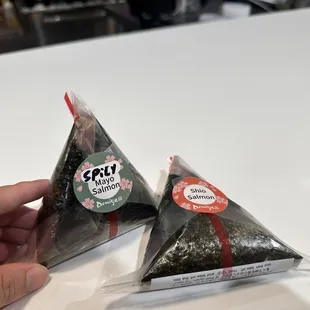Onigiri to go