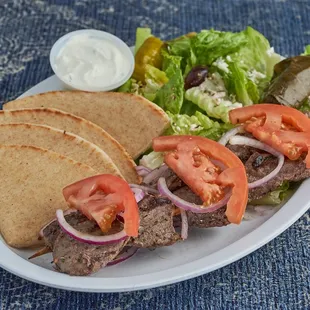 Demo&apos;s Greek Food Beef Plate