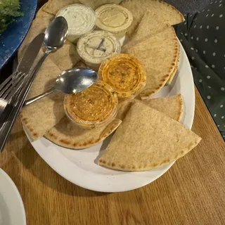 Adelphi Plate