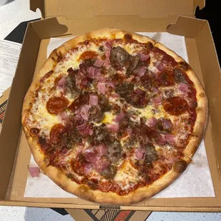 12&quot; Big Meat Pizza