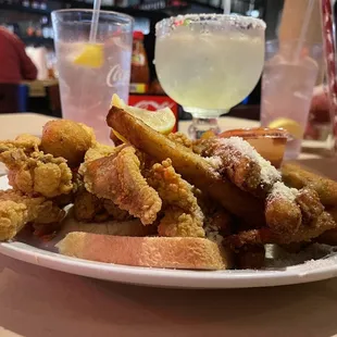 Shrimp and catfish with eggplant fries, yummmm