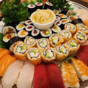 Sushi maki platter