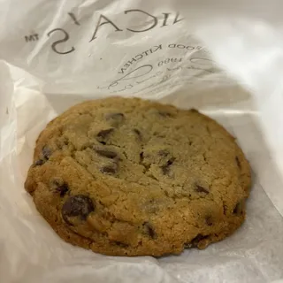 Chocolate Chip Cookie