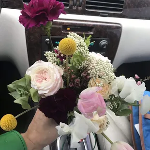 Curbside pick up Mother's Day Flowers small Bouquet
