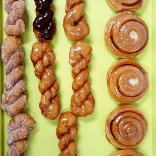 Cinnamon Rolls, Cinnamon Twists
