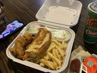 Raising Cane's Chicken Fingers