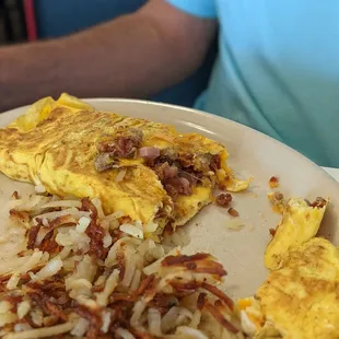 Meat omelette... This was very good! Hash browns. Cooked as requested... Very good!