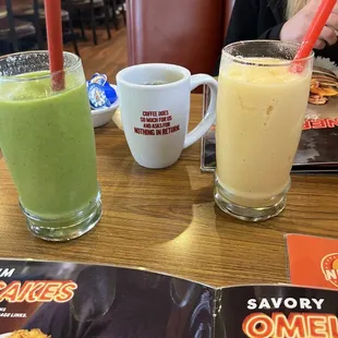 Tropical green smoothie, coffee, mango smoothie.