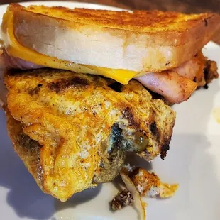 Spicy moons over my hammy