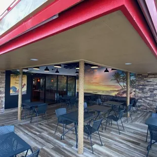 Welcome Ohana! New outdoor seating made just for you to enjoy.