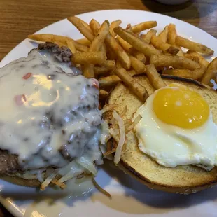 Slamburger w/ seasoned fries. Perfection!