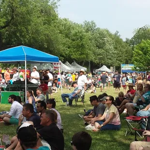 Super large well attended event. I could easily spend the entire day here.