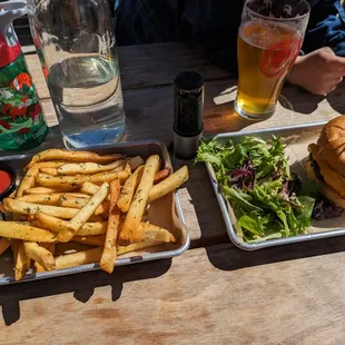 Duck Fat Fries $7.50, 3.5 strs. Nice crisp, bit dry. Oily. Dbl Cheeseburger $14.50, 4 stars. Bun soft. Toppings boring. Sun lunch 2024-04-07