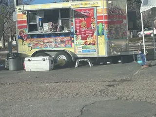 Los Compitas Tacos