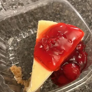 Cherry cheesecake