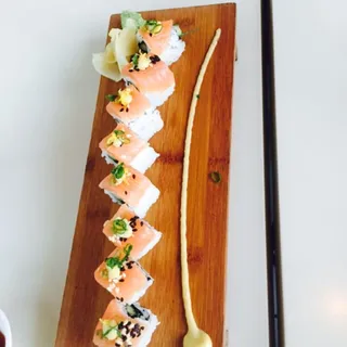 Smoked Salmon Roll
