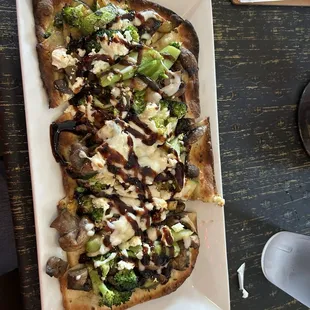 Veggie and feta flat bread