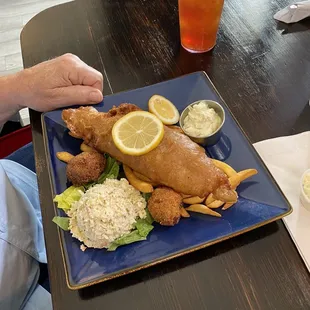 Fish (haddock) and chips