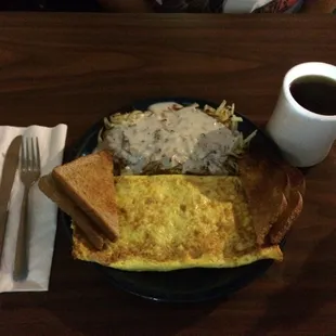 Western Omelet w Hash Browns Topped w Gravy