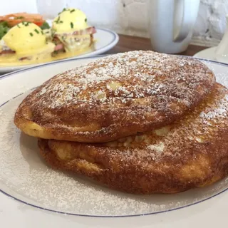Lemon Ricotta Pancakes *