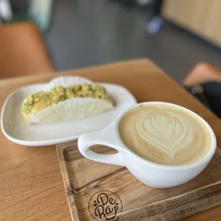 D-stachio latte