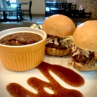 Pulled pork sliders
