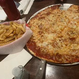 Yummy! Cheese and onion pizza