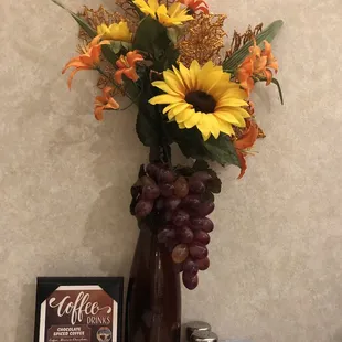 a vase of flowers