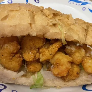 Fried shrimp sandwich (1/2 of an 11 in.)