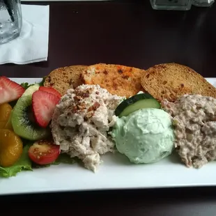 Triple Crown Sandwich