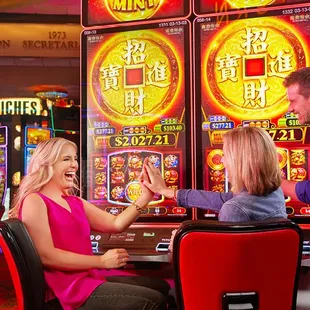 Gaming at Derby City Gaming Downtown