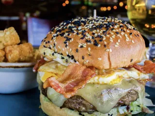 Septembers Taproom & Eatery - Perris