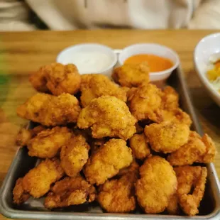 Cauliflower Wings with Sabauce