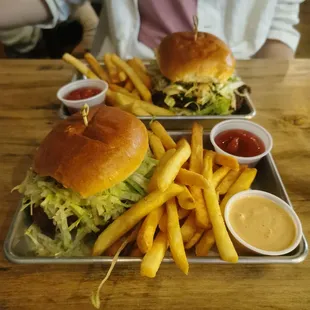 Derive Burger with sauce on the side (front) and Jalapeño Popper Burger (back)