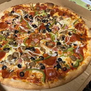 DeRusso's pie was really good. Bread was a tad thicker than we like but tasted great and all toppings were fresh and delicious