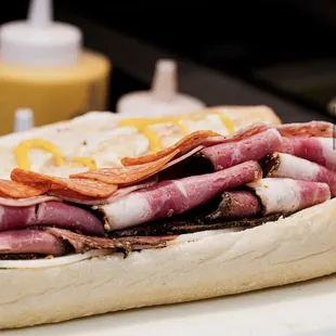 Dervo’s Deli and Grill
